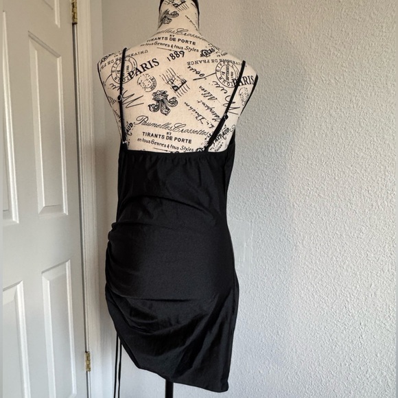 Better be Black Dress Large - Picture 4 of 6